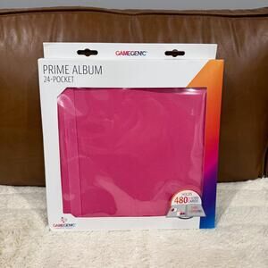 Gamegenic Zip-Up Album for Card Collecting, 480 Cards 24-Pocket, Pink